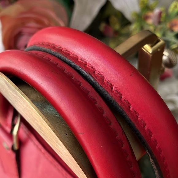 LOUIS VUITTON Red Epi Alma Authenticated by PoshMark. - Picture 3 of 16